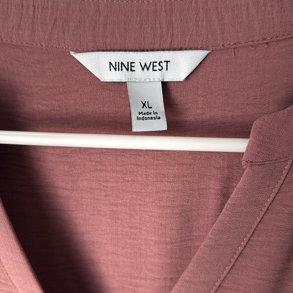 NINE WEST // BABYDOLL DRESS - Picture 7 of 7